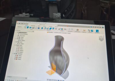Progetto di disegno tridimensionale guidato da Adriano Alfaro con software Fusion 360 per la stampa 3D